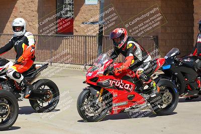 media/Aug-27-2022-Fastrack Riders (Sat) [[c588535105]]/Level 2/Grid/